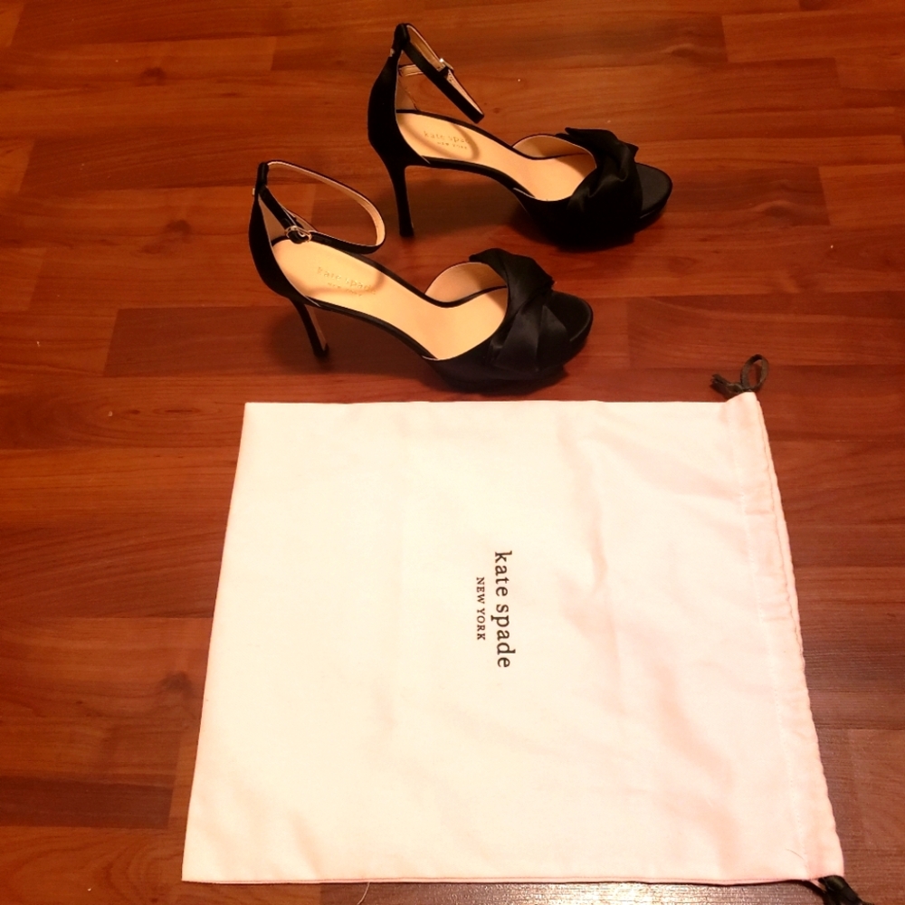 Kate Spade Bridal Bow Heels in Black. Dust Bag Included. Size 8.5 New w/o Box